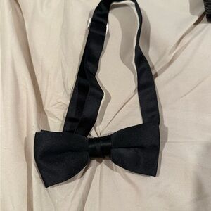 Elegant Black Bow Tie. Like new.